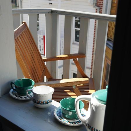 Tilas - Rooms In 19Th Century Wooden Townhouse,Kadikoy Istambul Exterior foto
