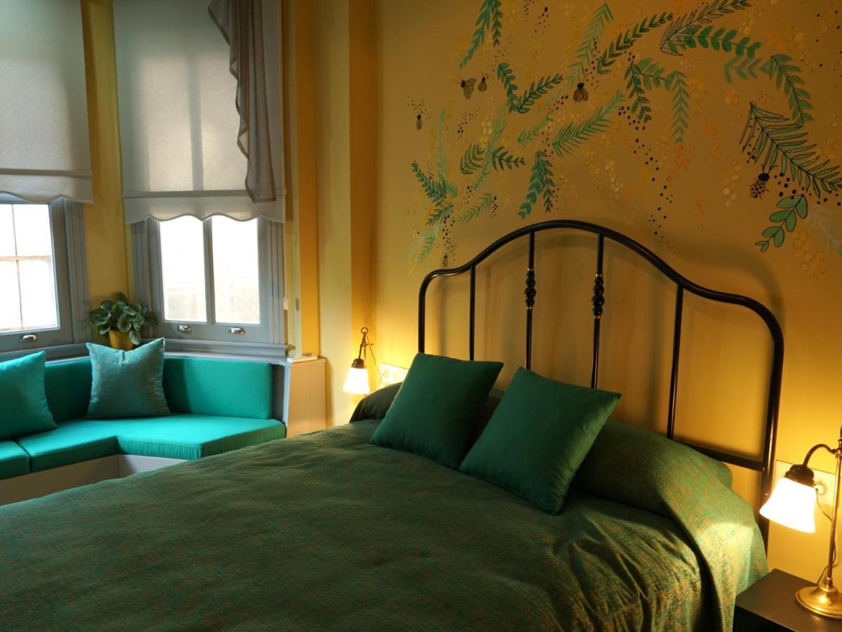 Tilas - Rooms In 19Th Century Wooden Townhouse,Kadikoy Istambul Exterior foto
