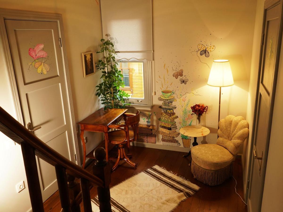 Tilas - Rooms In 19Th Century Wooden Townhouse,Kadikoy Istambul Exterior foto