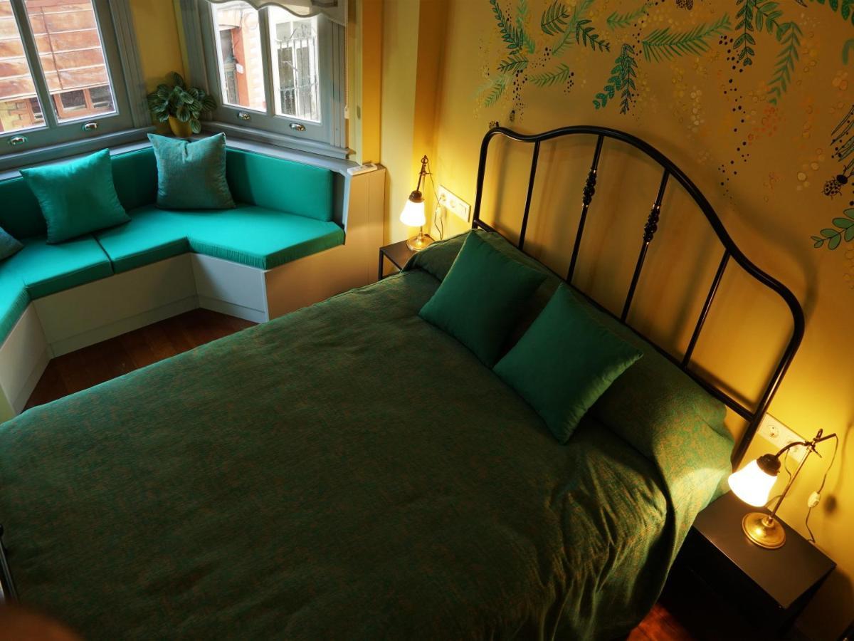 Tilas - Rooms In 19Th Century Wooden Townhouse,Kadikoy Istambul Exterior foto