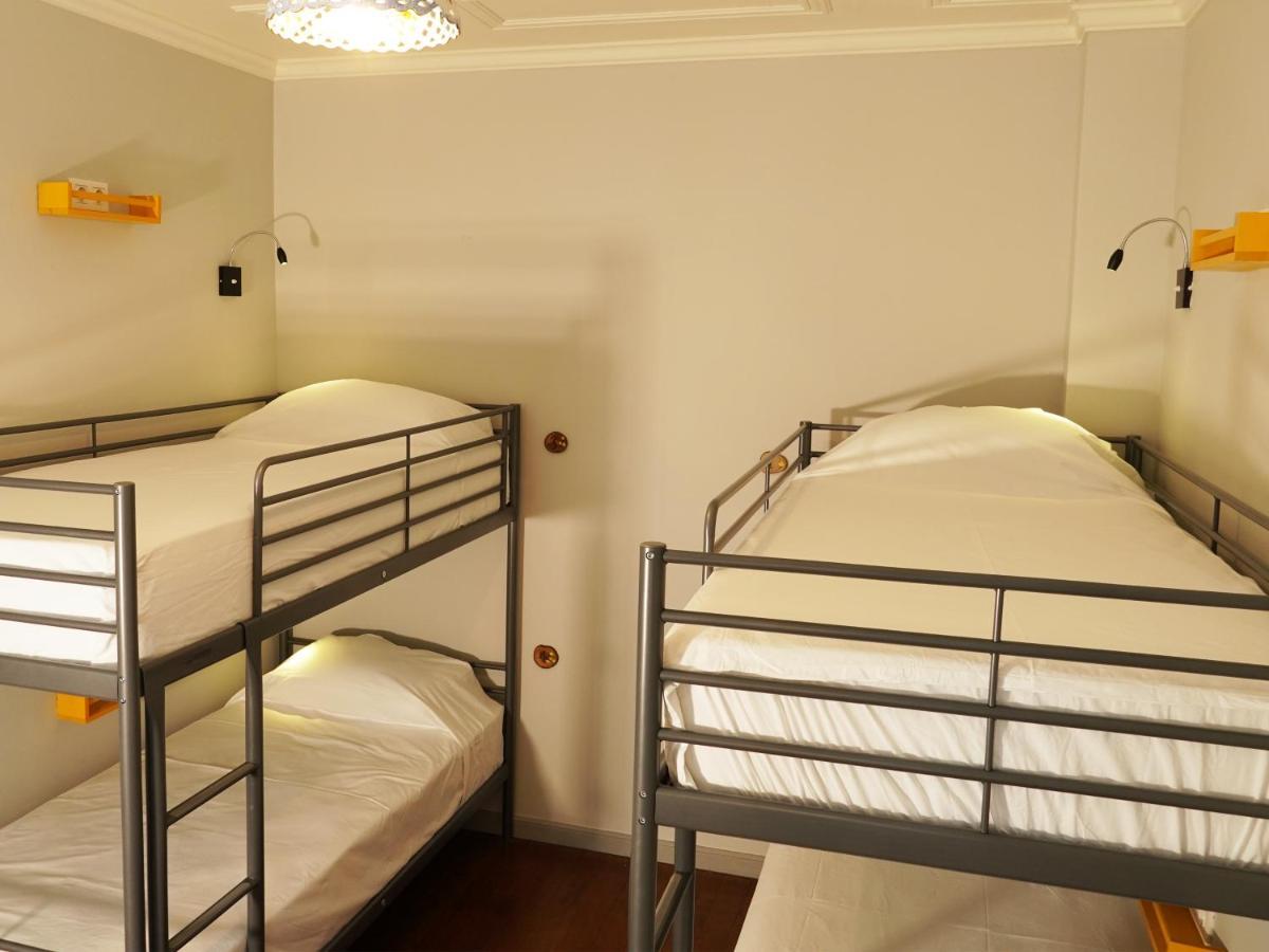 Tilas - Rooms In 19Th Century Wooden Townhouse,Kadikoy Istambul Exterior foto