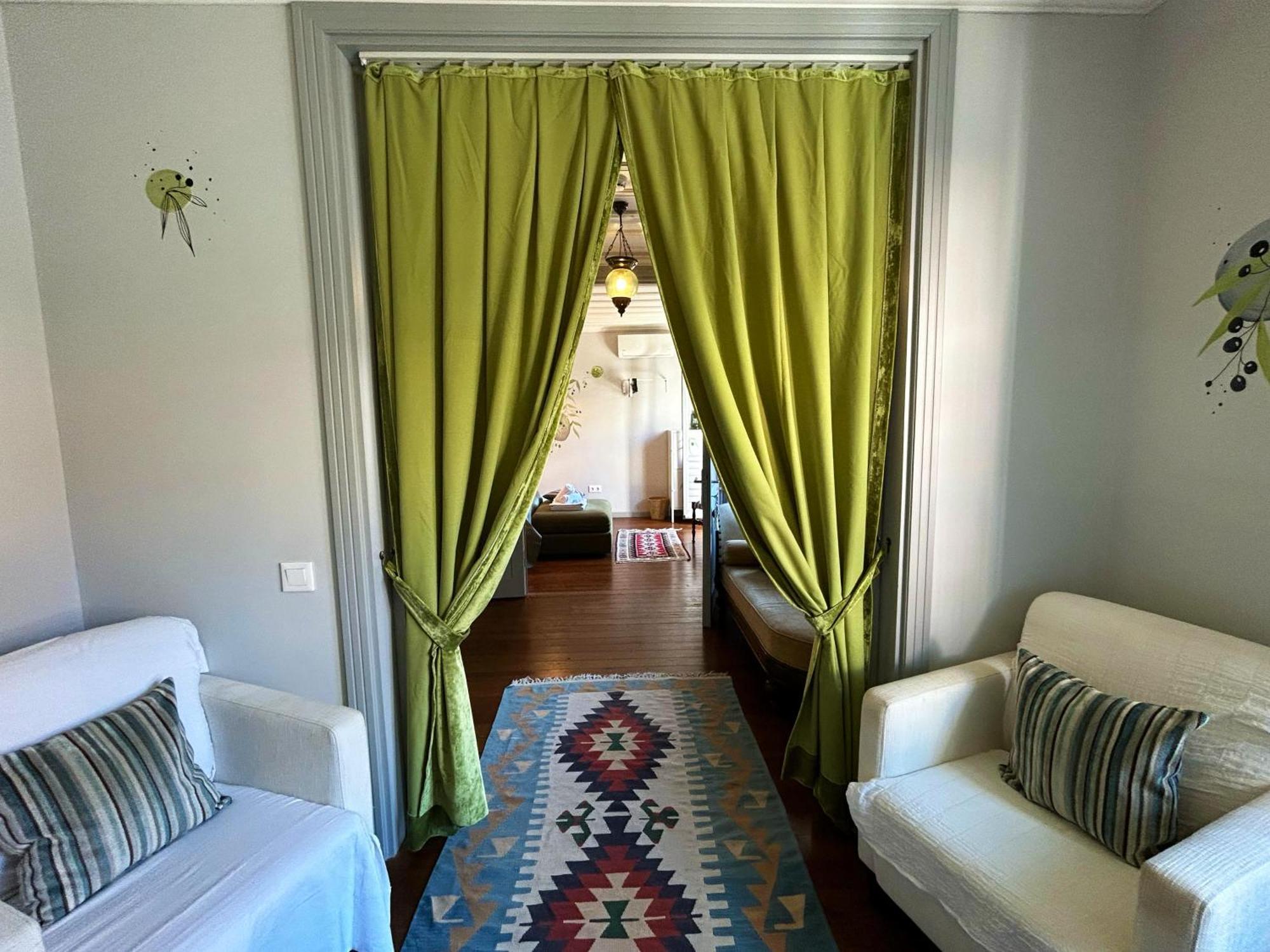 Tilas - Rooms In 19Th Century Wooden Townhouse,Kadikoy Istambul Exterior foto